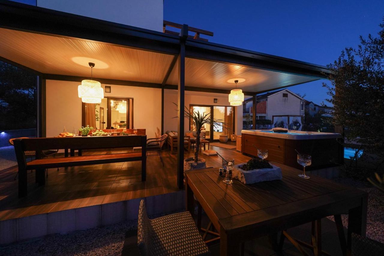 Villa Suncica With Heated Pool, Jacuzzi And Bikes Near Zadar Sukošan Eksteriør bilde