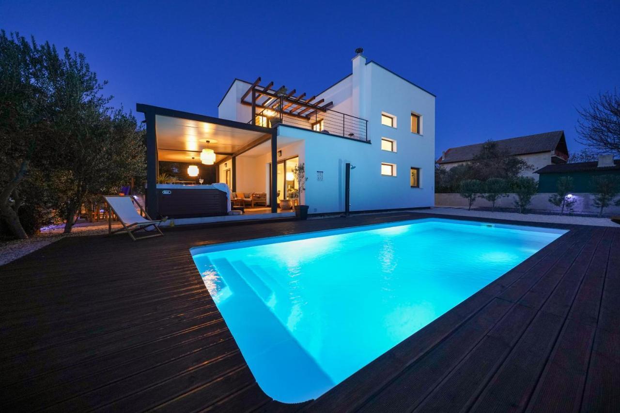 Villa Suncica With Heated Pool, Jacuzzi And Bikes Near Zadar Sukošan Eksteriør bilde